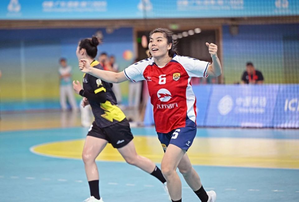 记者, 虽然广东队, 江苏女子手 记者, 虽然广东队, 江苏女子手