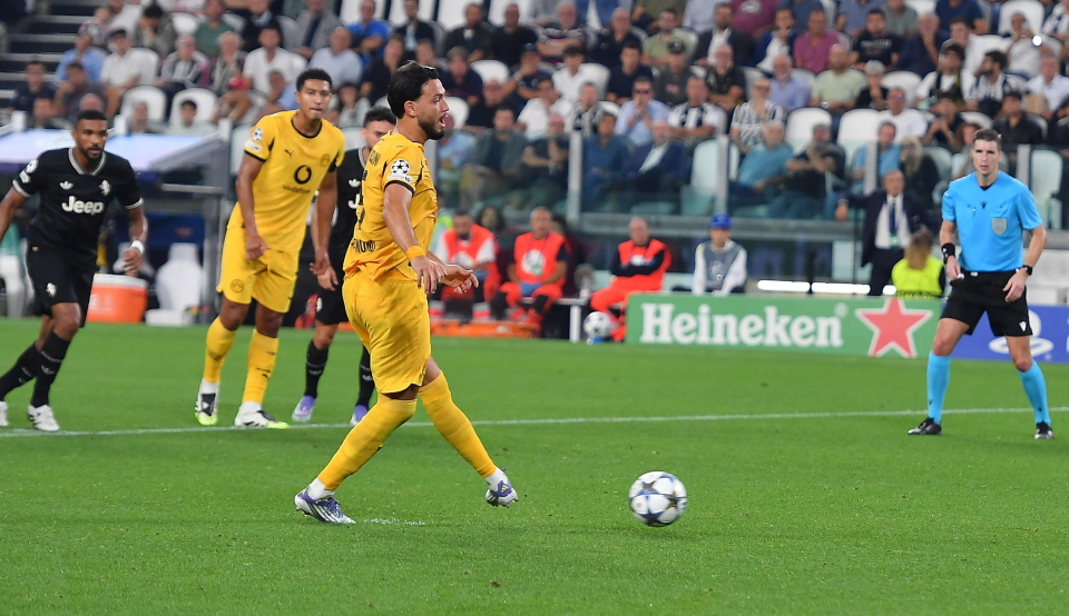 新华社, AA 新华社, AA